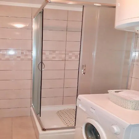 Ines Appartement *